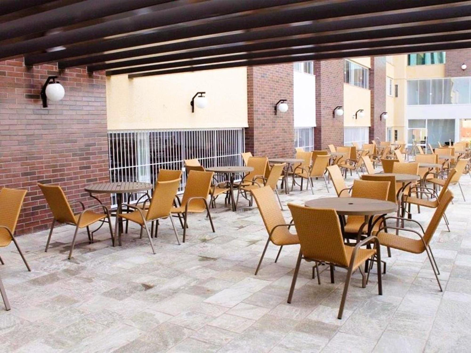 Piazza diRoma - cortesia Park diRoma, splash e Slide - com roupa de cama e banho Caldas Novas Exterior foto